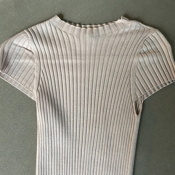 Express Light Pink Top - Picture 2 of 2